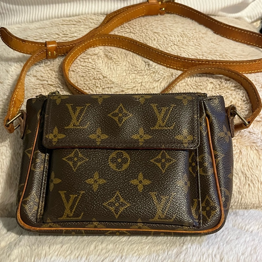 Louis Vuitton Classic Monogram Crossbody Bag